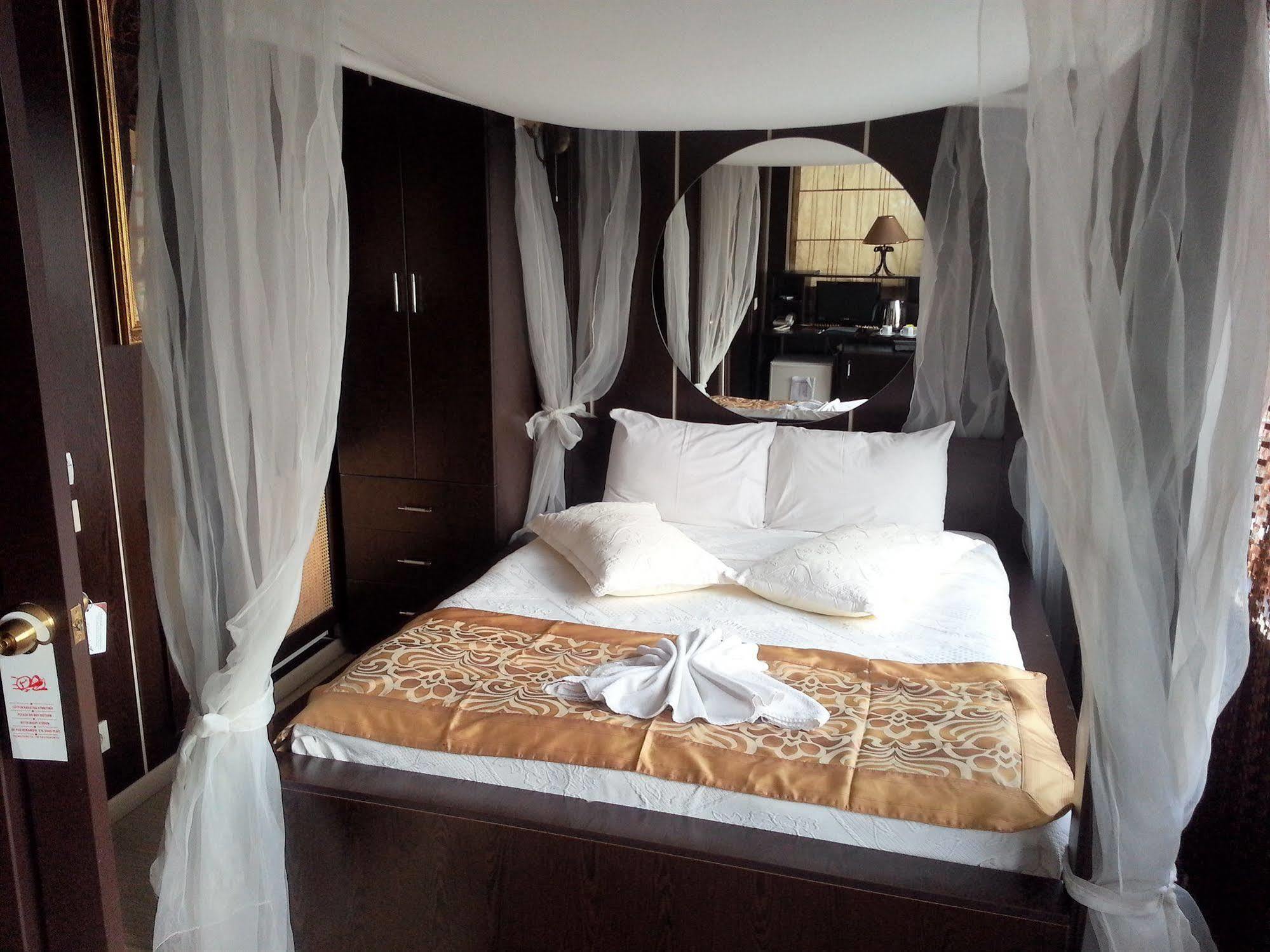 Arasta Hotel Istanbul Exterior photo